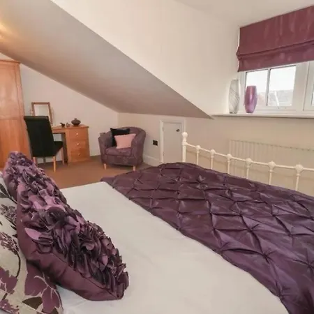 York Place سكرابورو